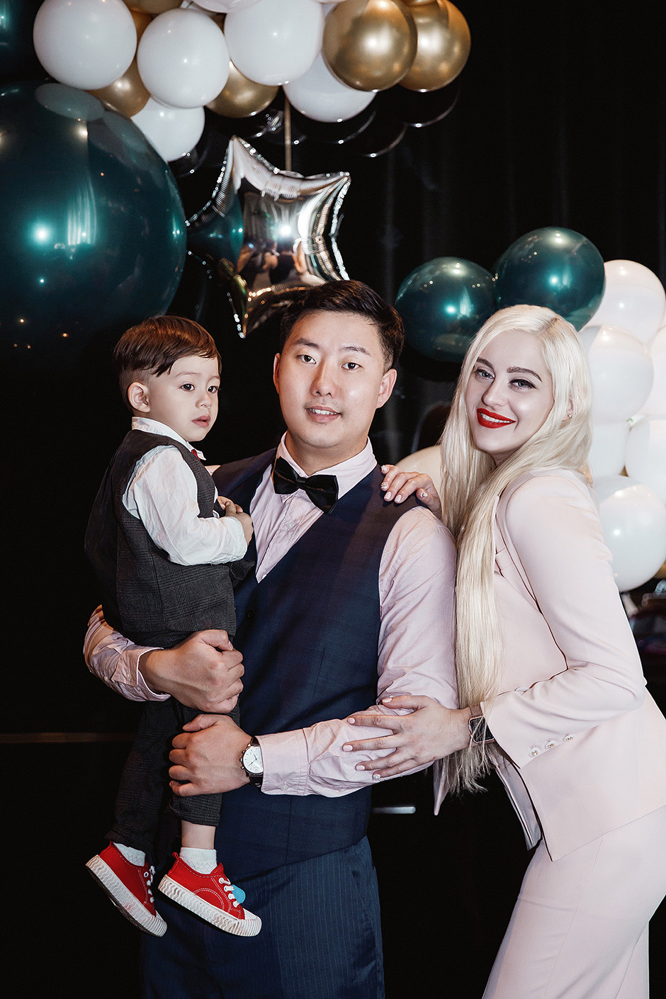 Family photo shoots. Photographer in Shanghai — Lola Pidluskaya