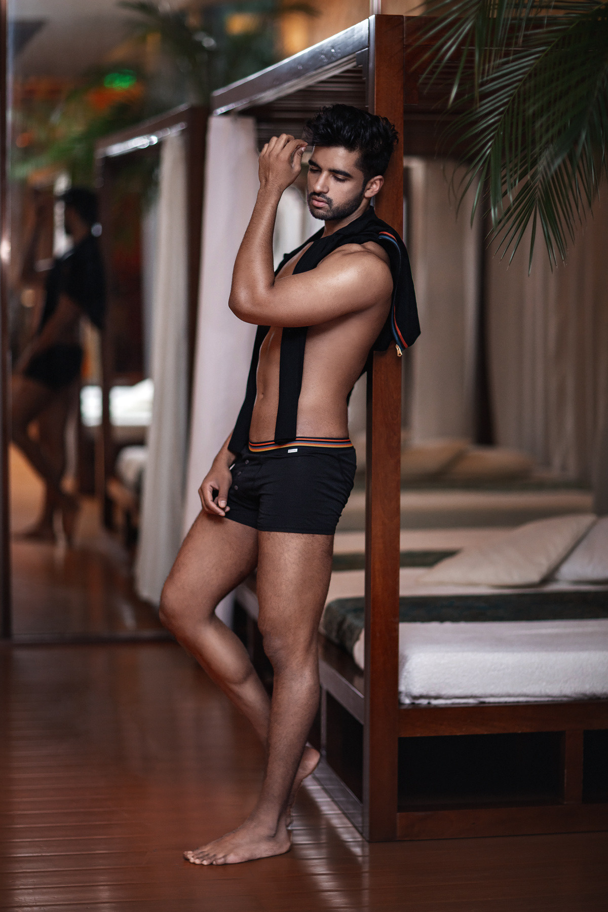 Джашан — индийский певец в Шанхае. Фотограф в Шанхае — Лола Пидлуская