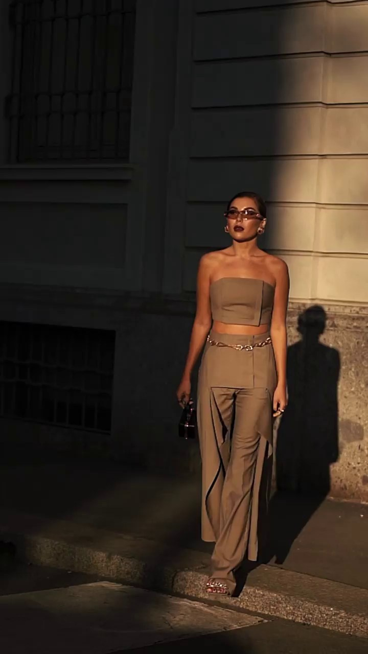 Karina Nigay. Julia Di |Fashion streetstyle photographer|videomaker in Milan & Paris