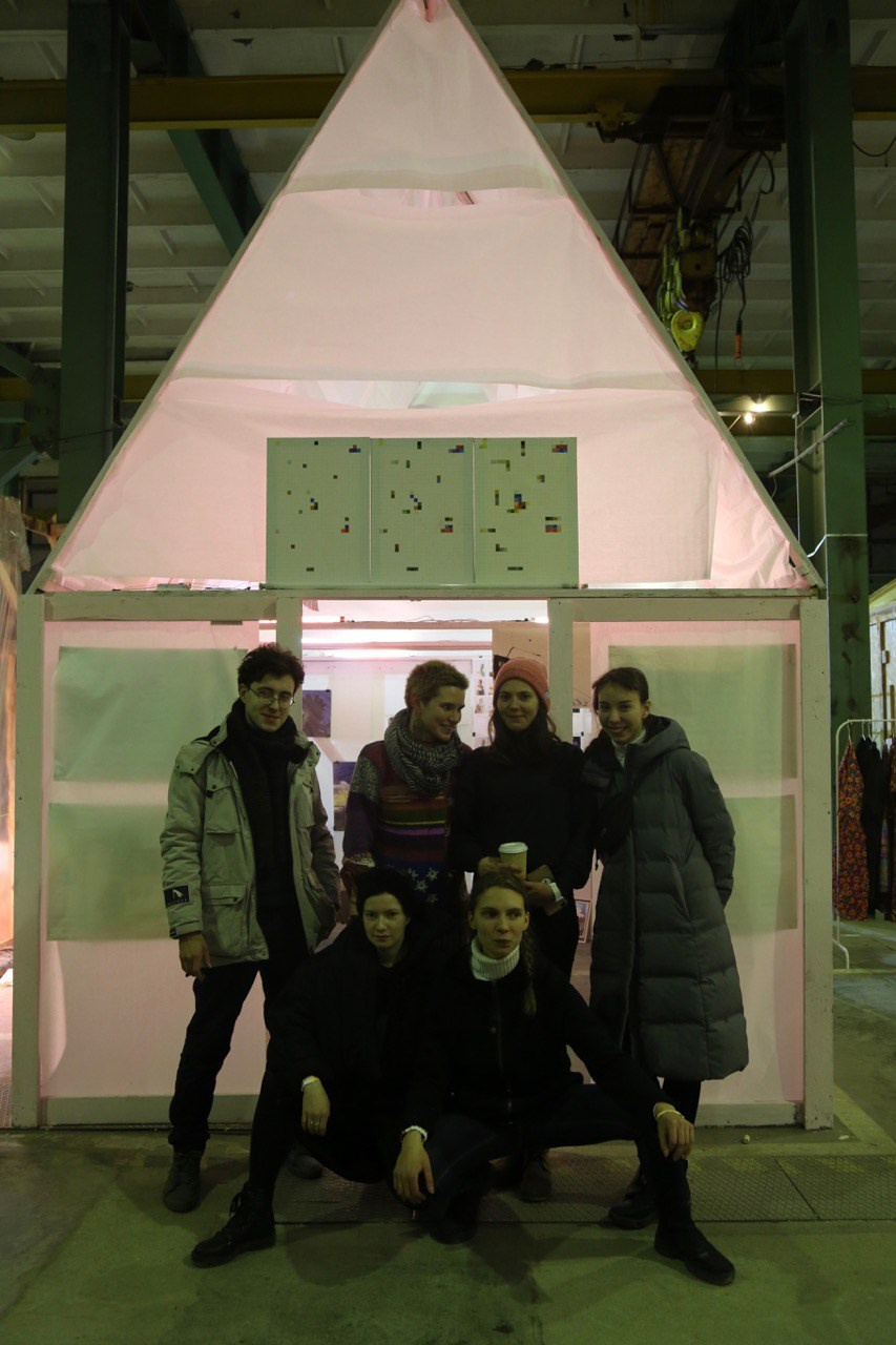 Санкт-Догвилльбург, 7-я независимая ярмарка. Алина Кугуш