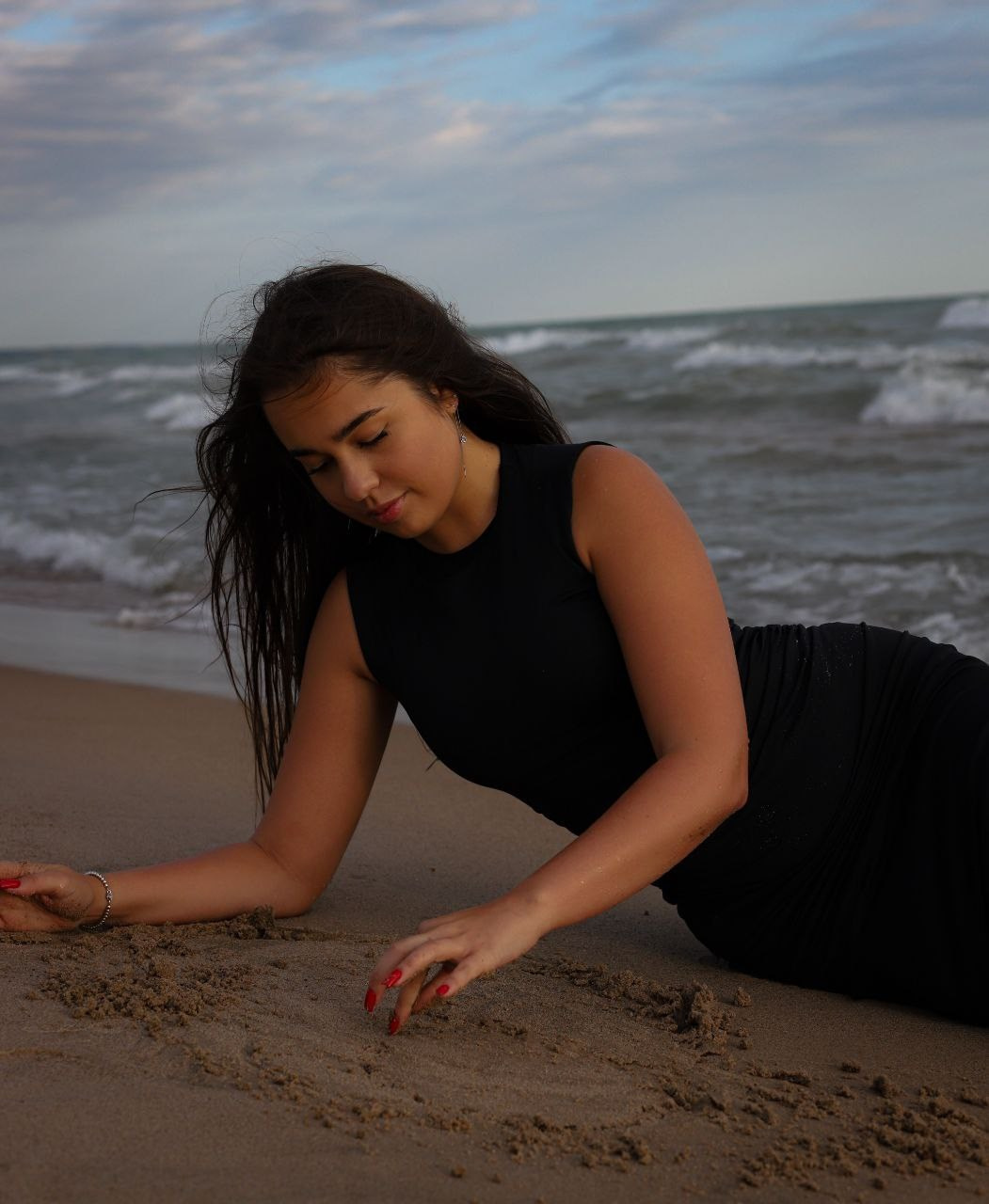 Mom with daughter. VALERIIA VIUNOVA individual shooting\love story\event\brand