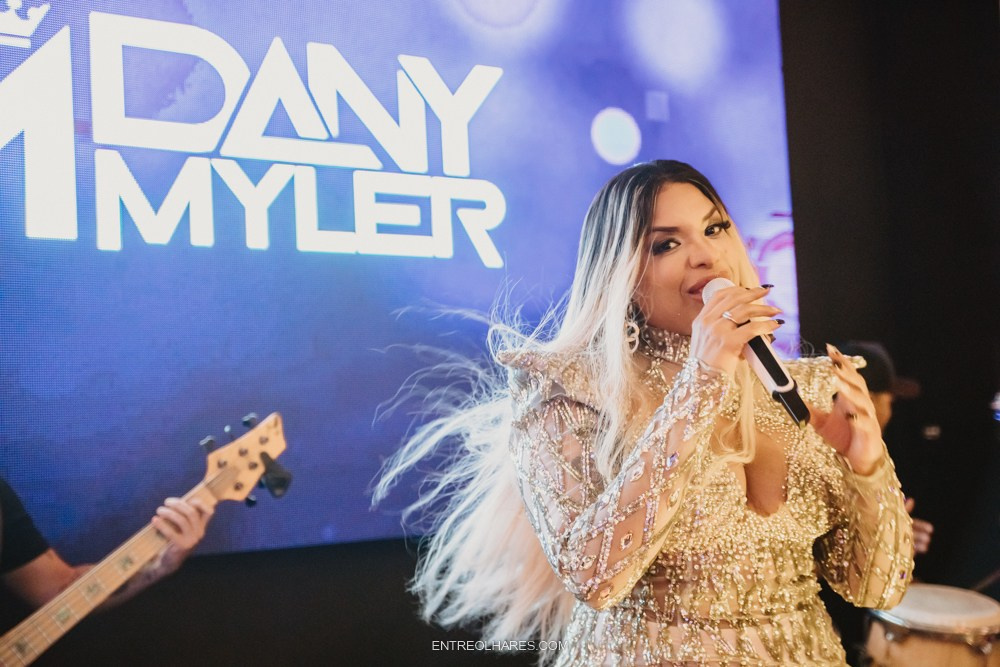 15 Anos Nayla. EntreOlhares Fotografia e Filmagem de Casamentos em Recife/PE e João Pessoa/PB — Momentos únicos eternizados com sensibilidade