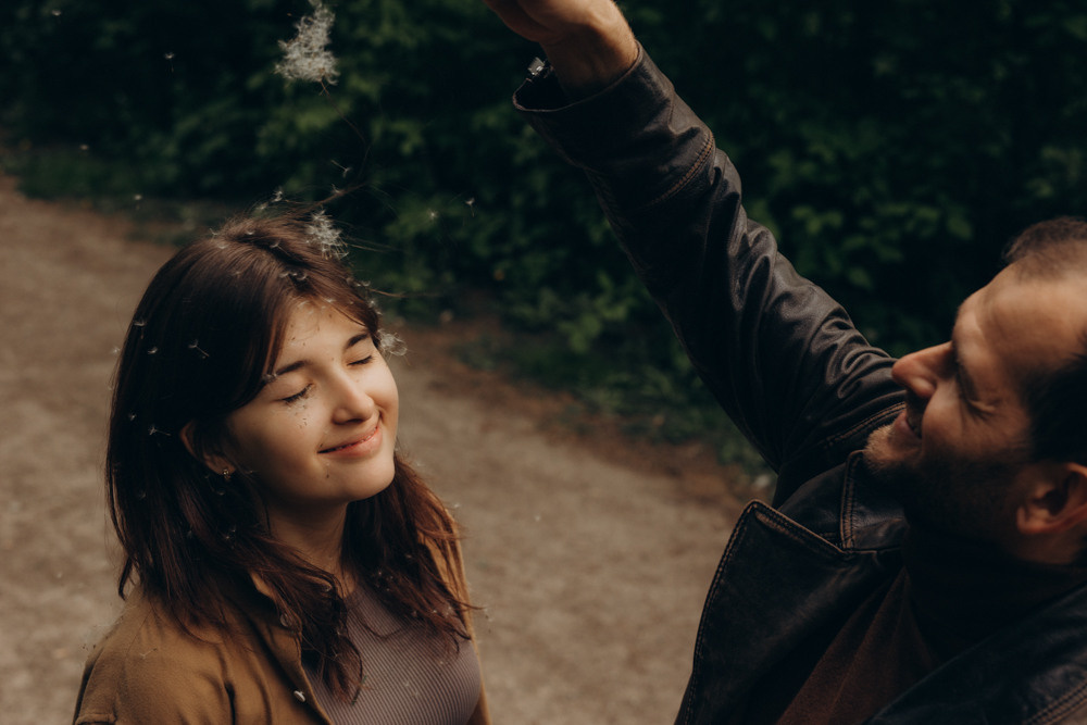 Vater & Tochter. Familien & Hochzeitfotografin Nadja Holzmann