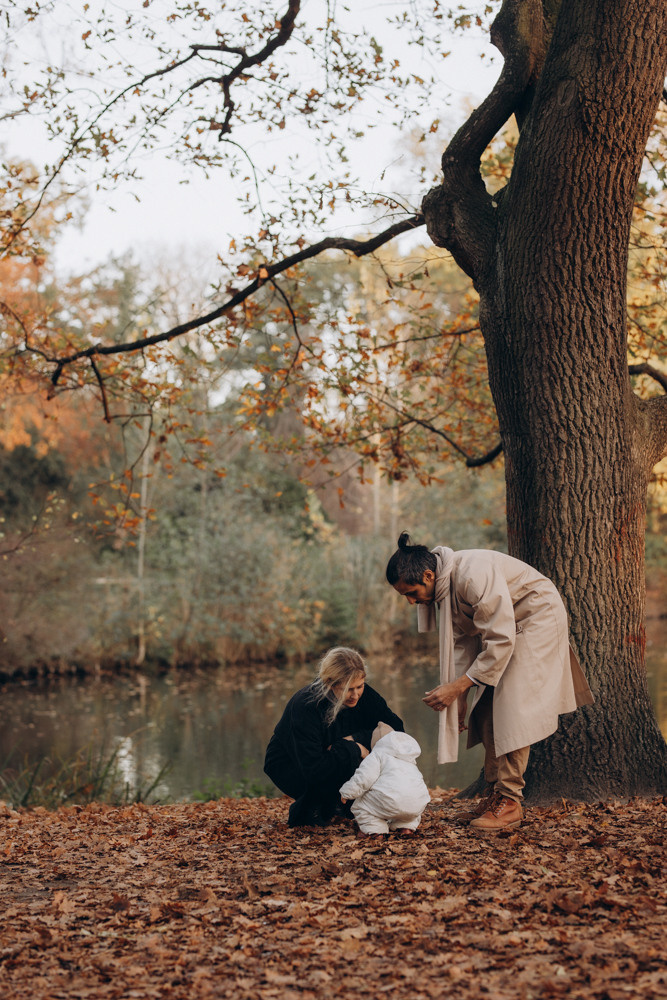KLEINE FAMILIE AUS BERLIN. Familien & Hochzeitfotografin Nadja Holzmann