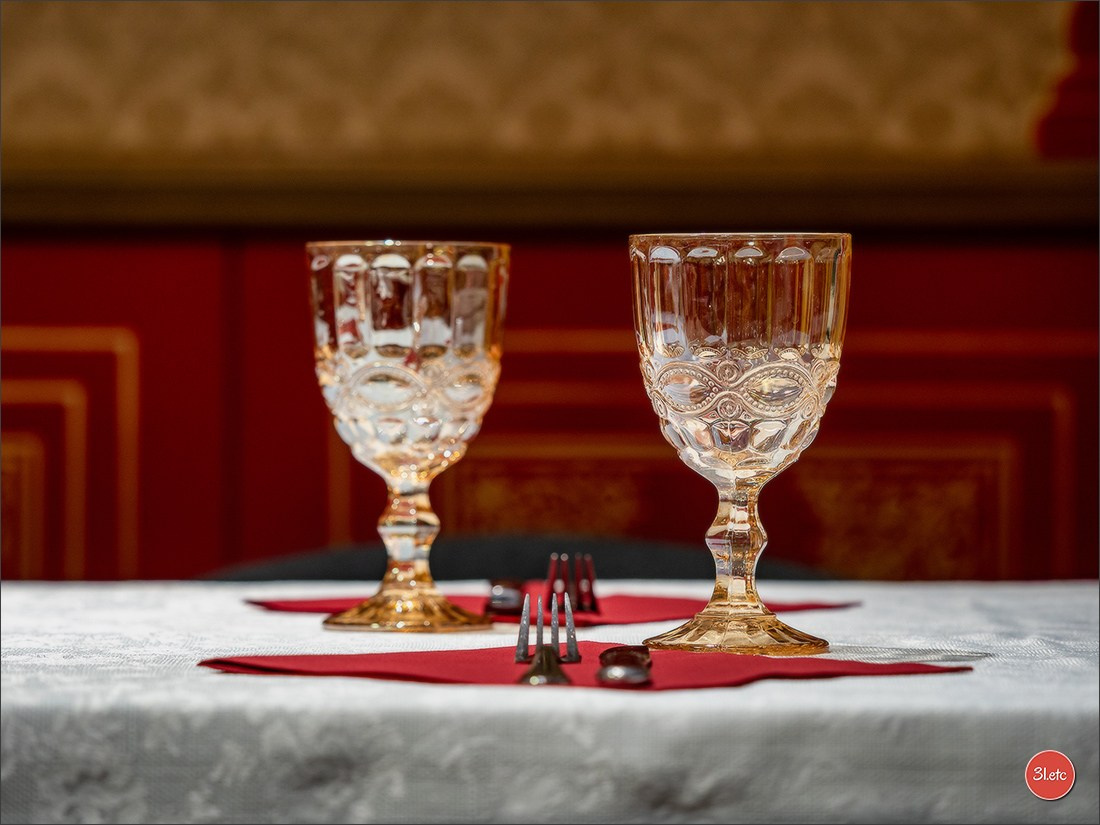 Интерьер ресторана "Достоевский". Photographe à Strasbourg | Portraits, Studio, Enfants, Événements