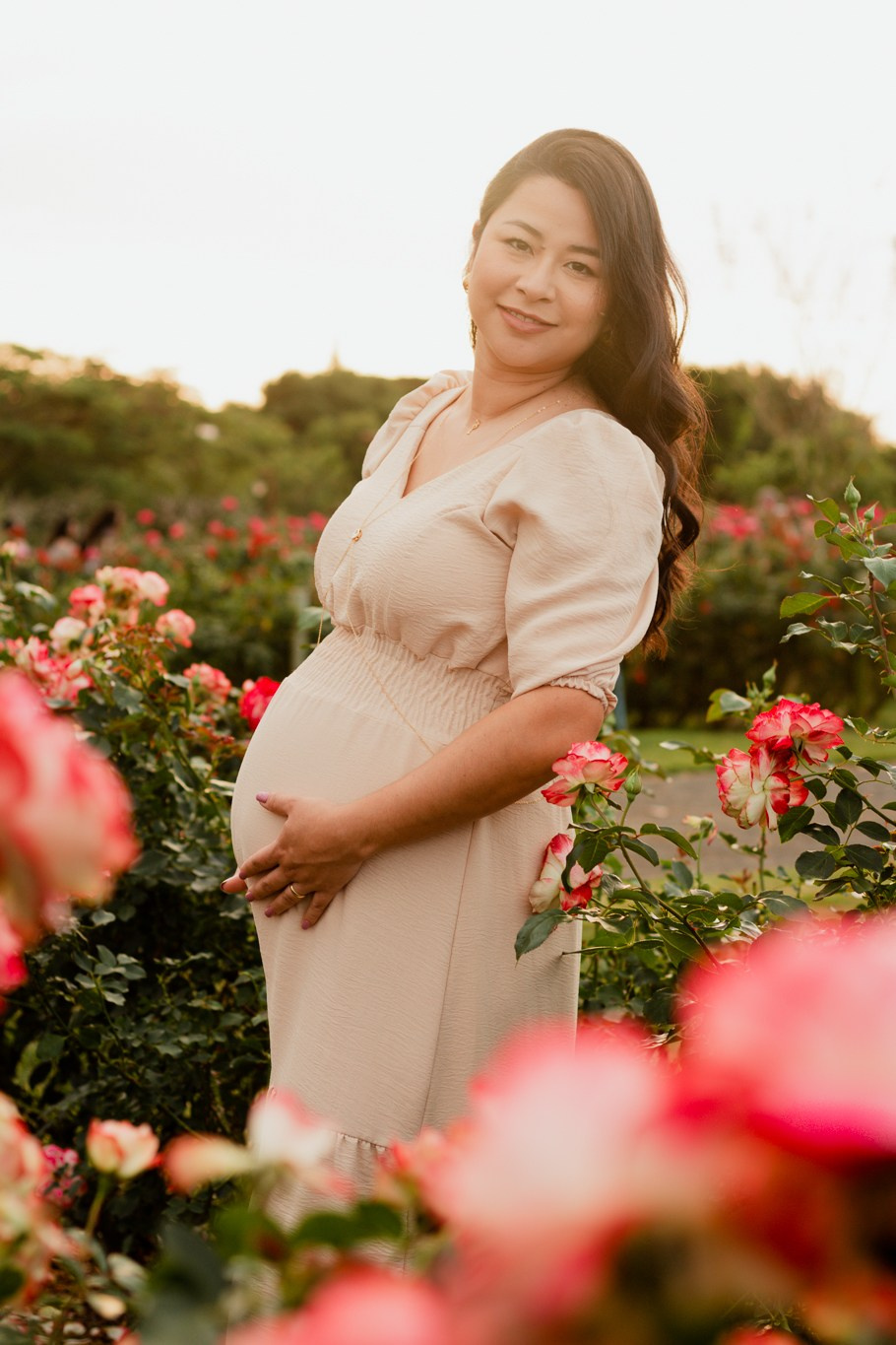 Ensaio Gestante em Holambra – Fotografia Natural e Emocionante. Joyce Maria Fotografia | Fotógrafa em Holambra