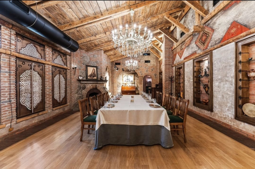 Ethnographer restaurant. Главная