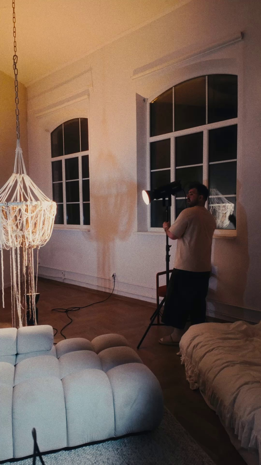 Agnesse — Fascination. Amirali Bahrami — videogrāfs un fotogrāfs Rīgā