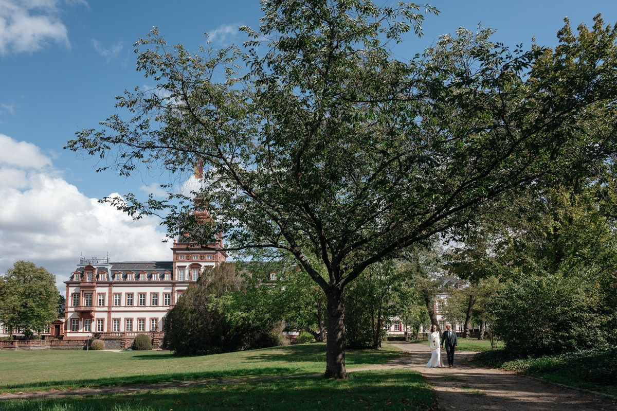 Civil Wedding at Schloss Philippsruhe in Hanau. Wedding photographer & videographer Frankfurt | Denis Mirosnik