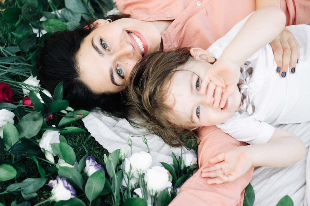 ME, SON AND GRANDMOTHER. PHOTOGRAPHER IN ISRAEL