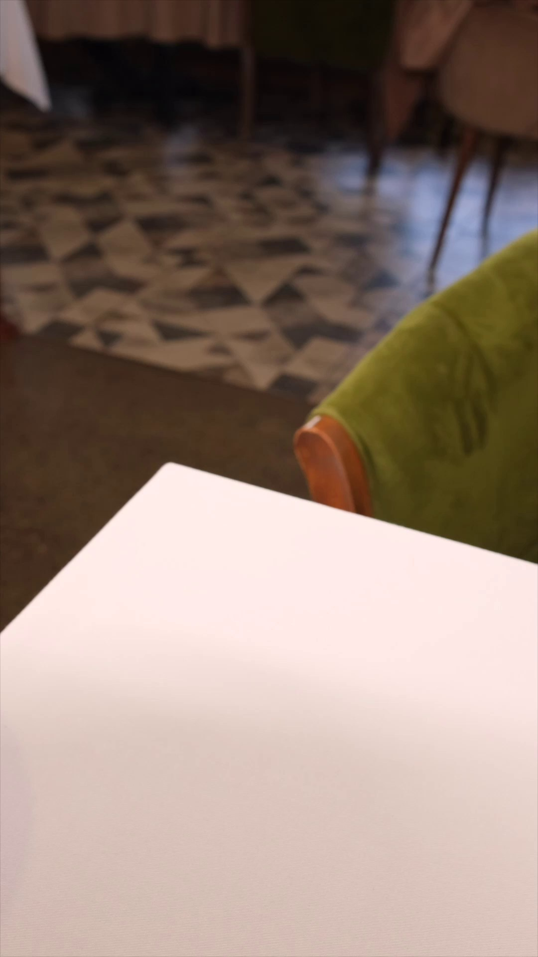 16×9 «Шестнадцать на Девять»