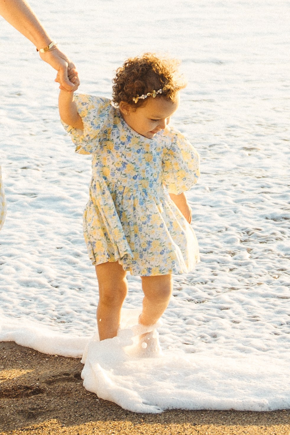 Bri’s growing family at Baker Beach. Soulo Photography | San Francisco Bay Area Based Photographer