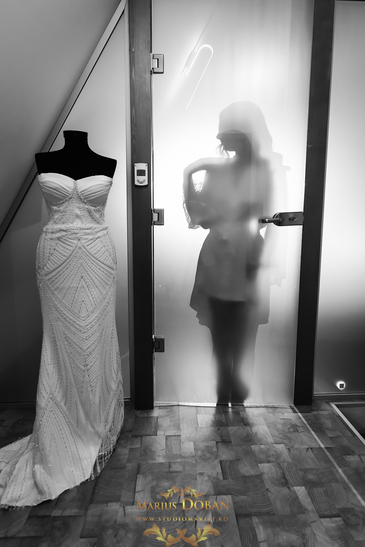 Iulia & Joszeph — preparing & details. Marius Doban