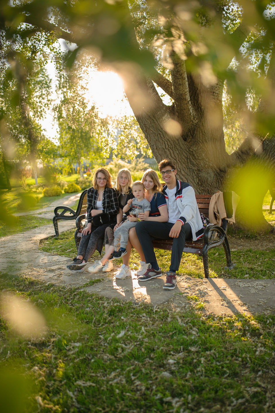 Весенняя Фотосессия Сашика. Семейный фотограф в Кишинёве THOMAS SHTIFT