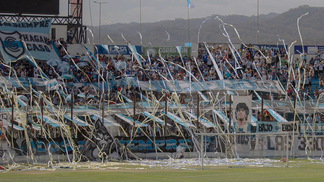 FOTOGRAFIA DEPORTIVA en Gimnasia de Jujuy vs Chacarita. Cuarta Pared