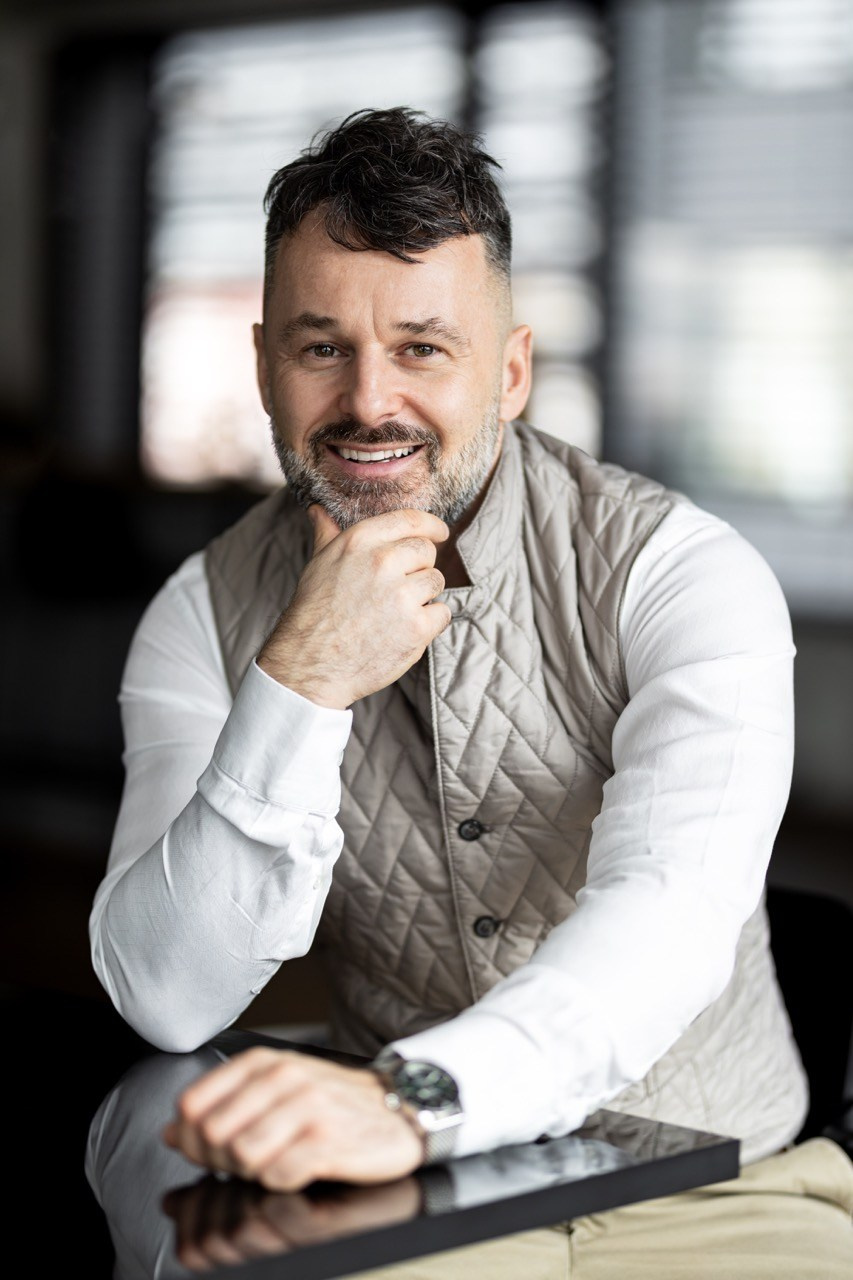 Dana Lišková - Portrait and brand photographer Prague - Business portrait Prague - Brand photo Prague - Business and corporate portrait Prague - Corporate photography Prague