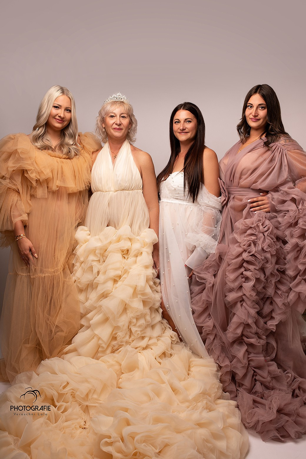 FAMILIEN. Neugeboren und Babybauchfotoshooting in Cloppenburg