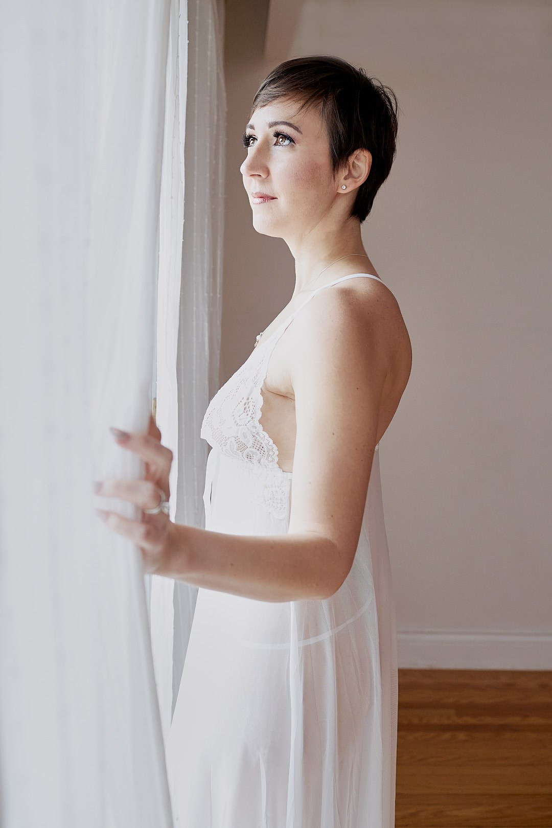 New Tecumseth Boudoir Photographer. Portrait and Personal Brand Photographer in Simcoe County, Ontario, Bobbi-jo Stuart