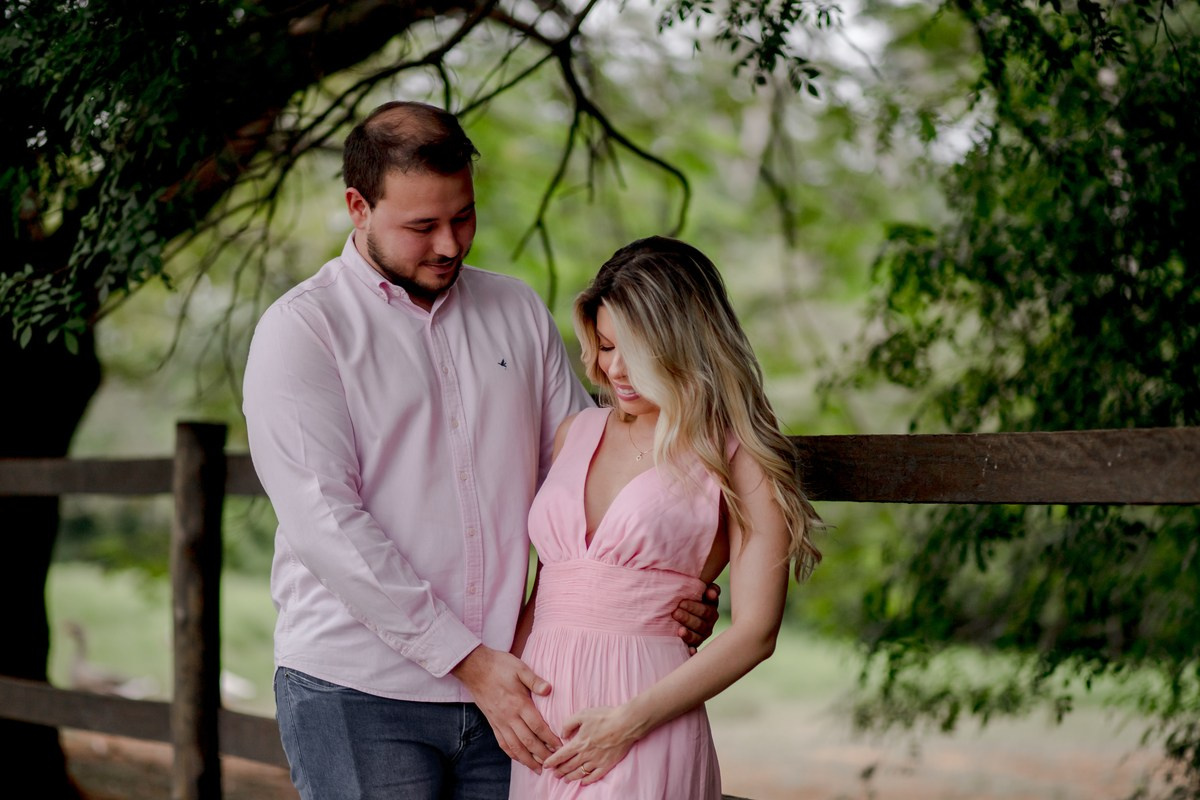 Larissa e Rodrigo - Ensaio Gestante. Fotógrafa de Eventos em São Paulo e Sorocaba Kika Damasceno