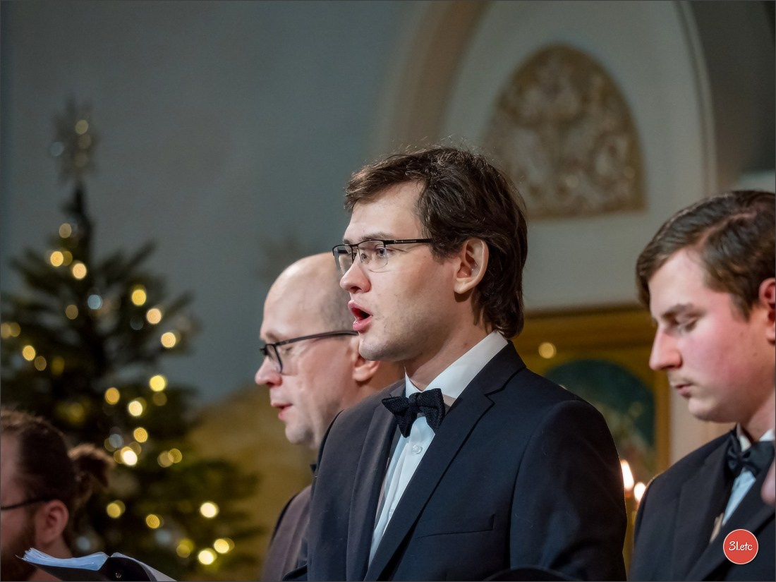 GRAND CHŒUR DE L'ÉGLISE ORTHODOXE DE TOUS LES SAINTS  20240109. Photographe à Strasbourg | Portraits, Studio, Enfants, Événements