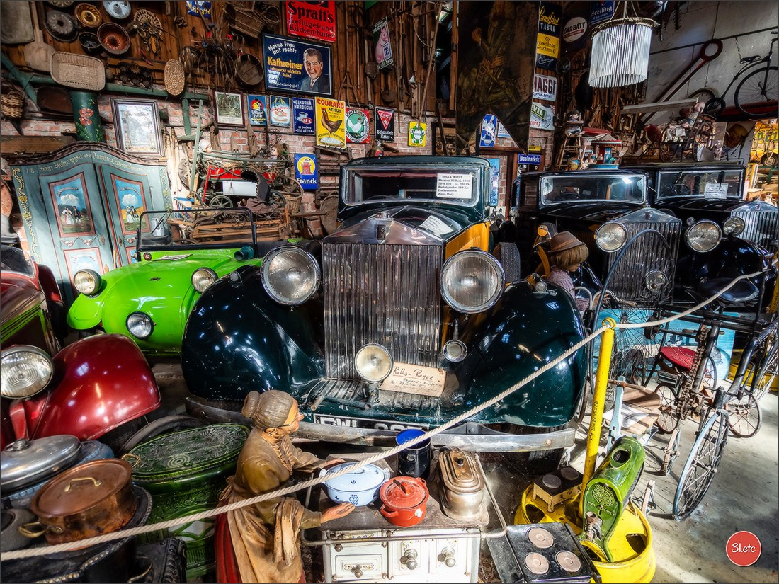 Удивительное место - частный музей старинного хлама - Fahrzeugmuseum. Photographe à Strasbourg | Portraits, Studio, Enfants, Événements