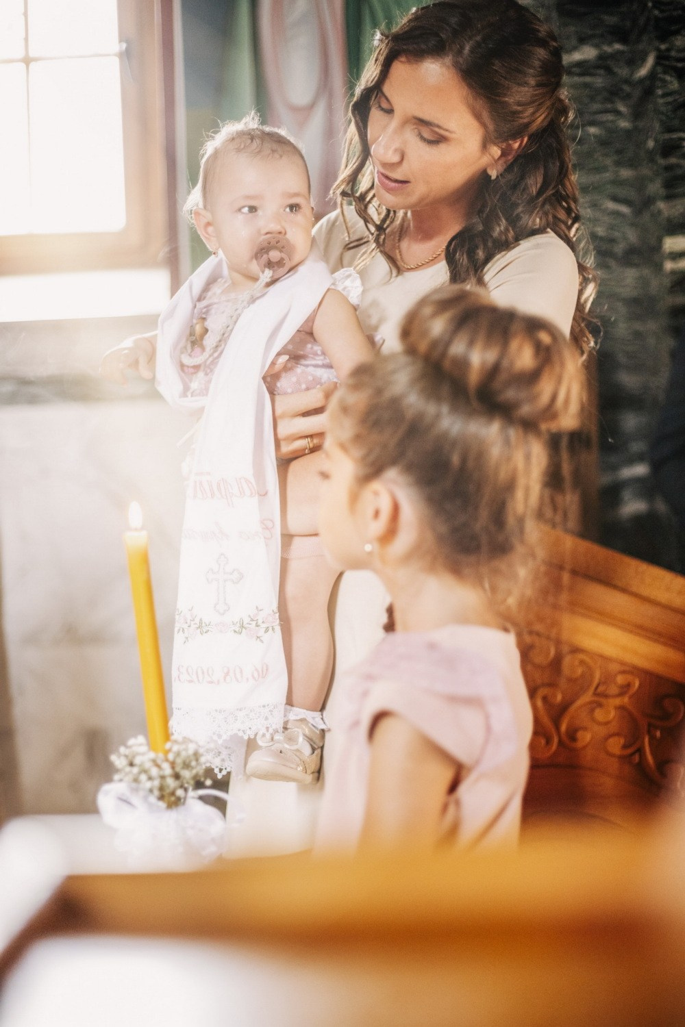 FOTOGRAFISANJE KRŠTENJA. Fotografi iz Backog Petrovca David i Andrea Stojanovic