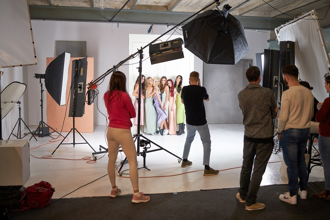 Studio Photogenic. Commercial and studio photographer in Belgrade