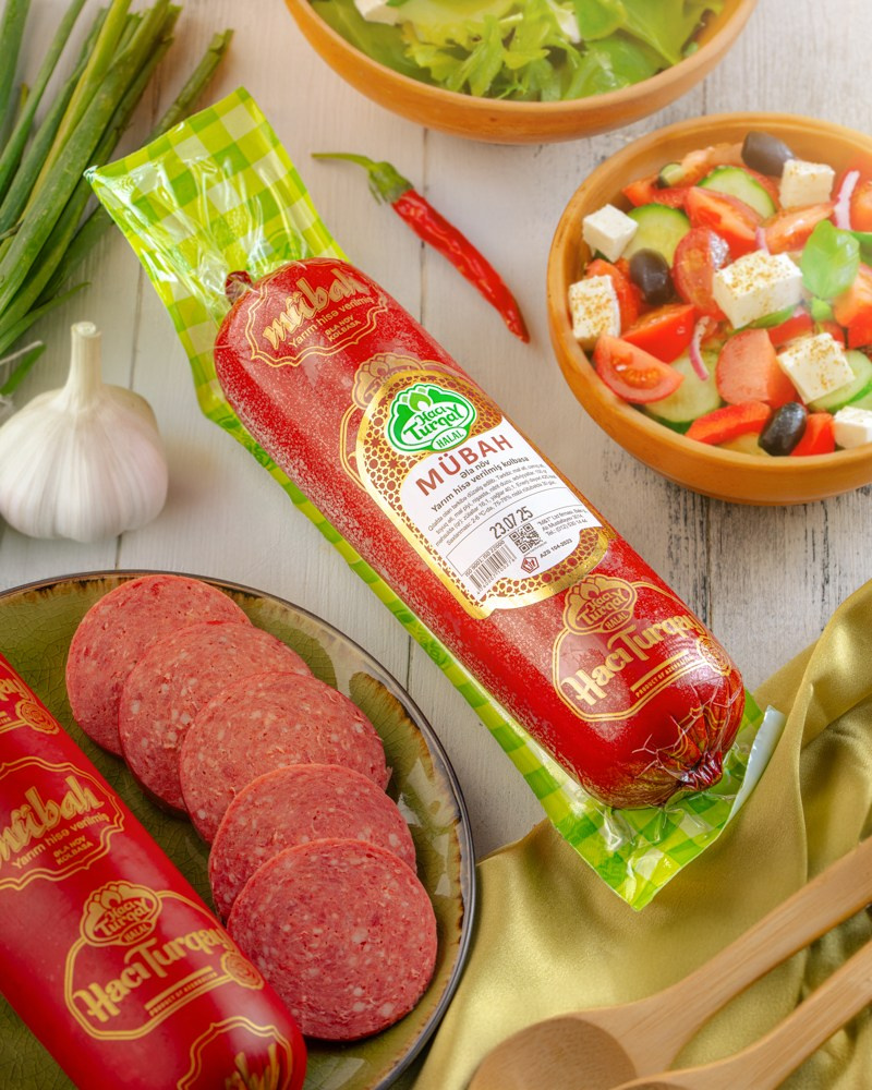 Reklam üçün food fotoqrafiya – estetik təqdim olunmuş əsas yemək