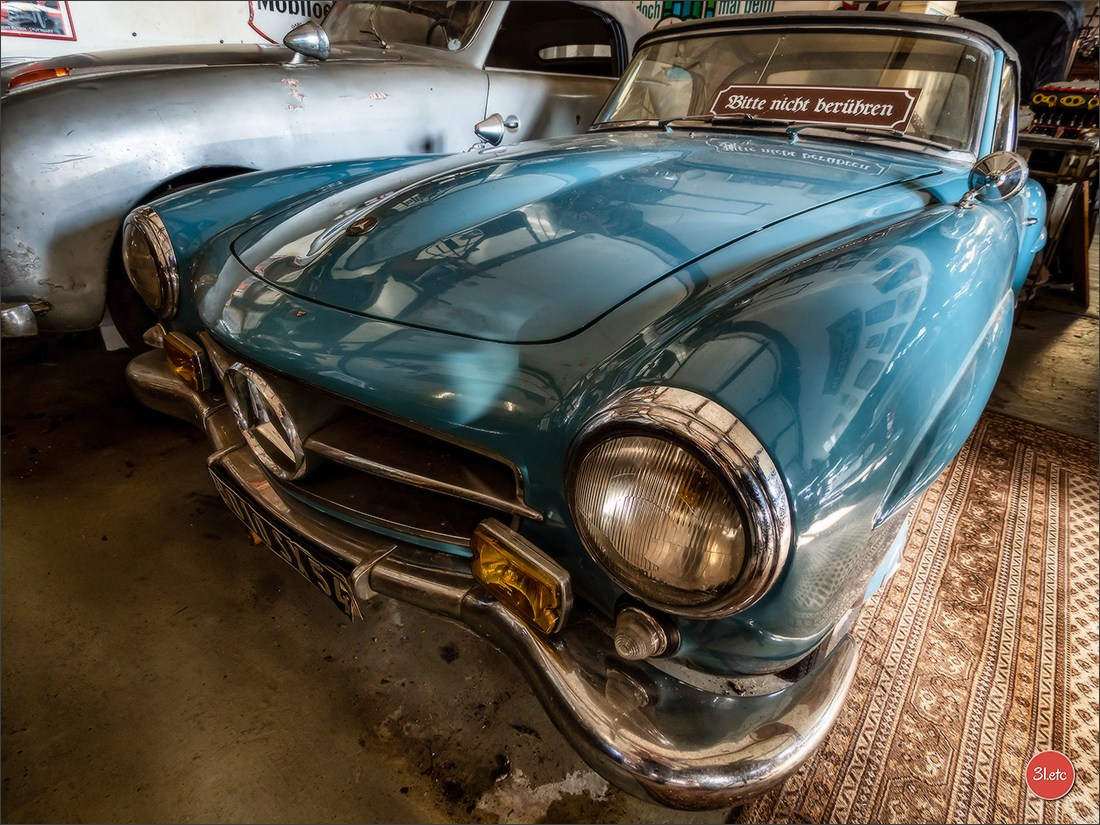 Удивительное место - частный музей старинного хлама - Fahrzeugmuseum. Photographe à Strasbourg | Portraits, Studio, Enfants, Événements