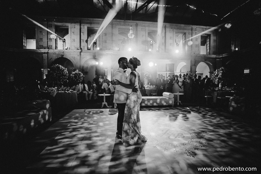 “Welcome To Our Show” — Destination Wedding Lisbon. Rui Mota Pinto Wedding Designer & Planner