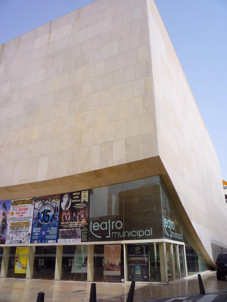 El Teatro Municipal | FOTKAI, Торревьеха