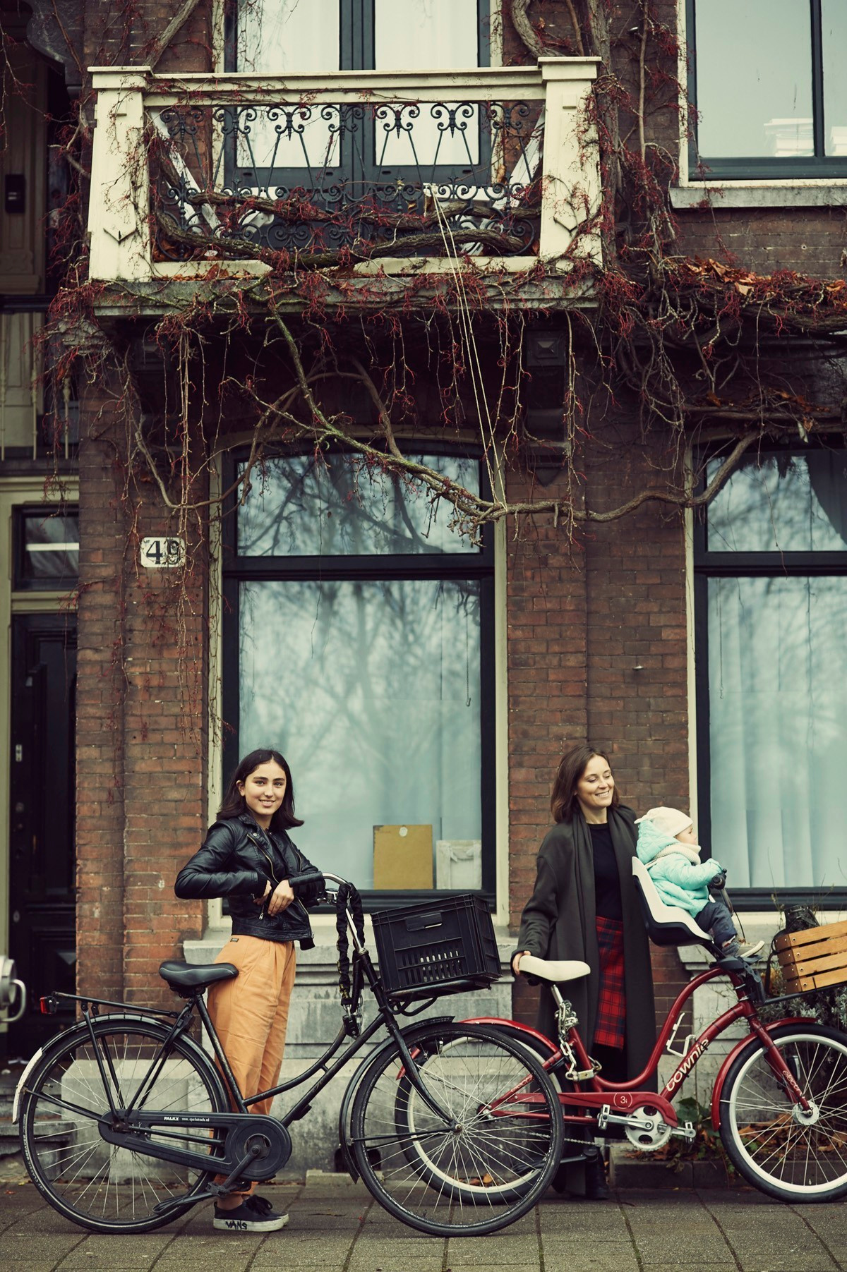 FAMILY PHOTO SHOOT. Portrait and Wedding Photographer Brussels & Amsterdam