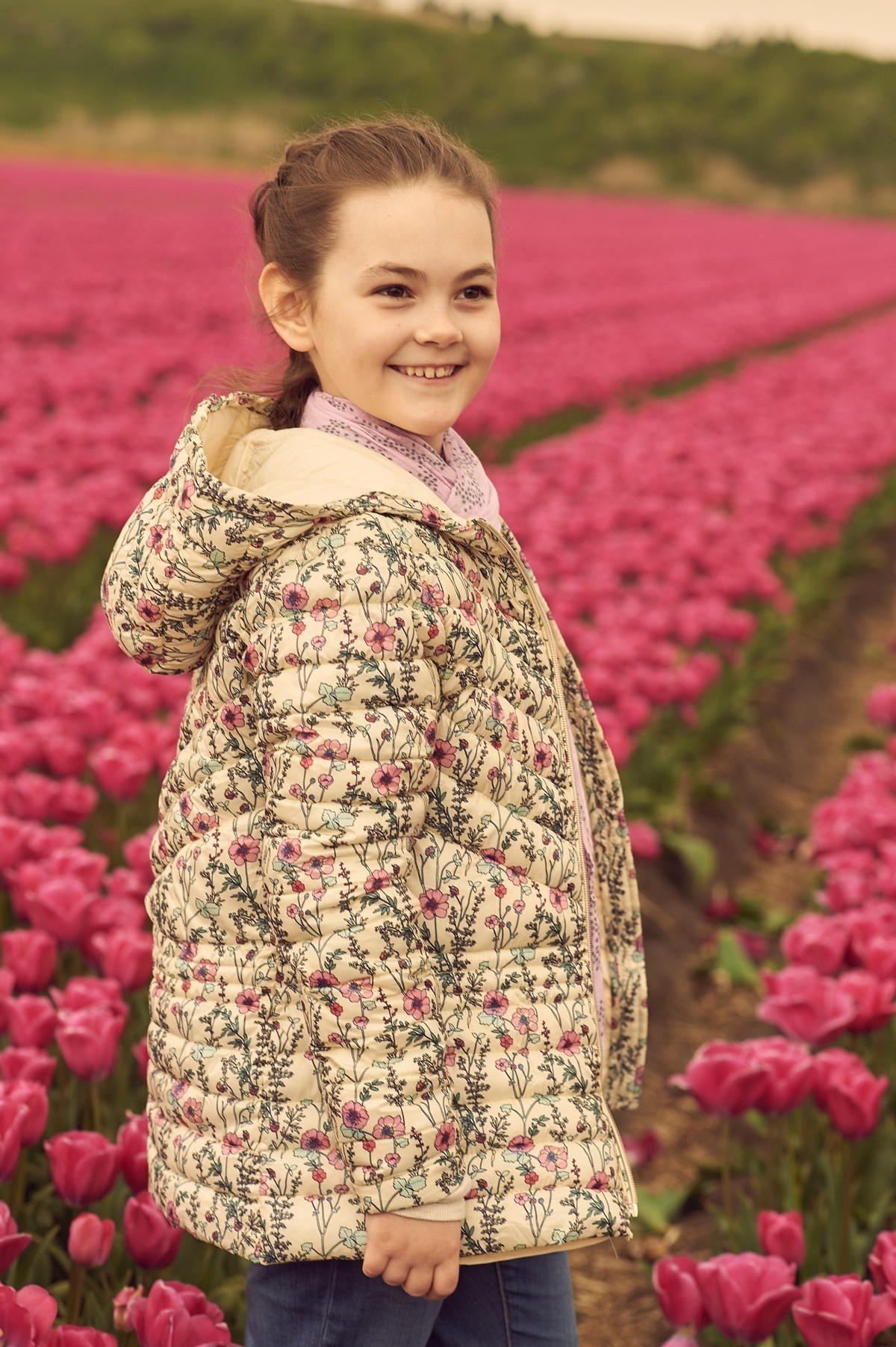 Family photoshoot in Keukenhof. Portrait and Wedding Photographer Brussels & Amsterdam