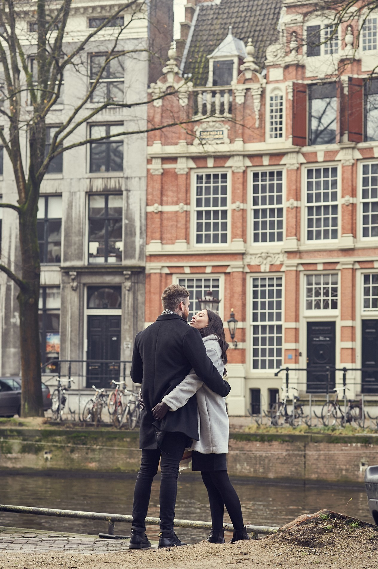 Engagement Photosession. Portret, trouw en familie fotograaf in Amsterdam en Almere