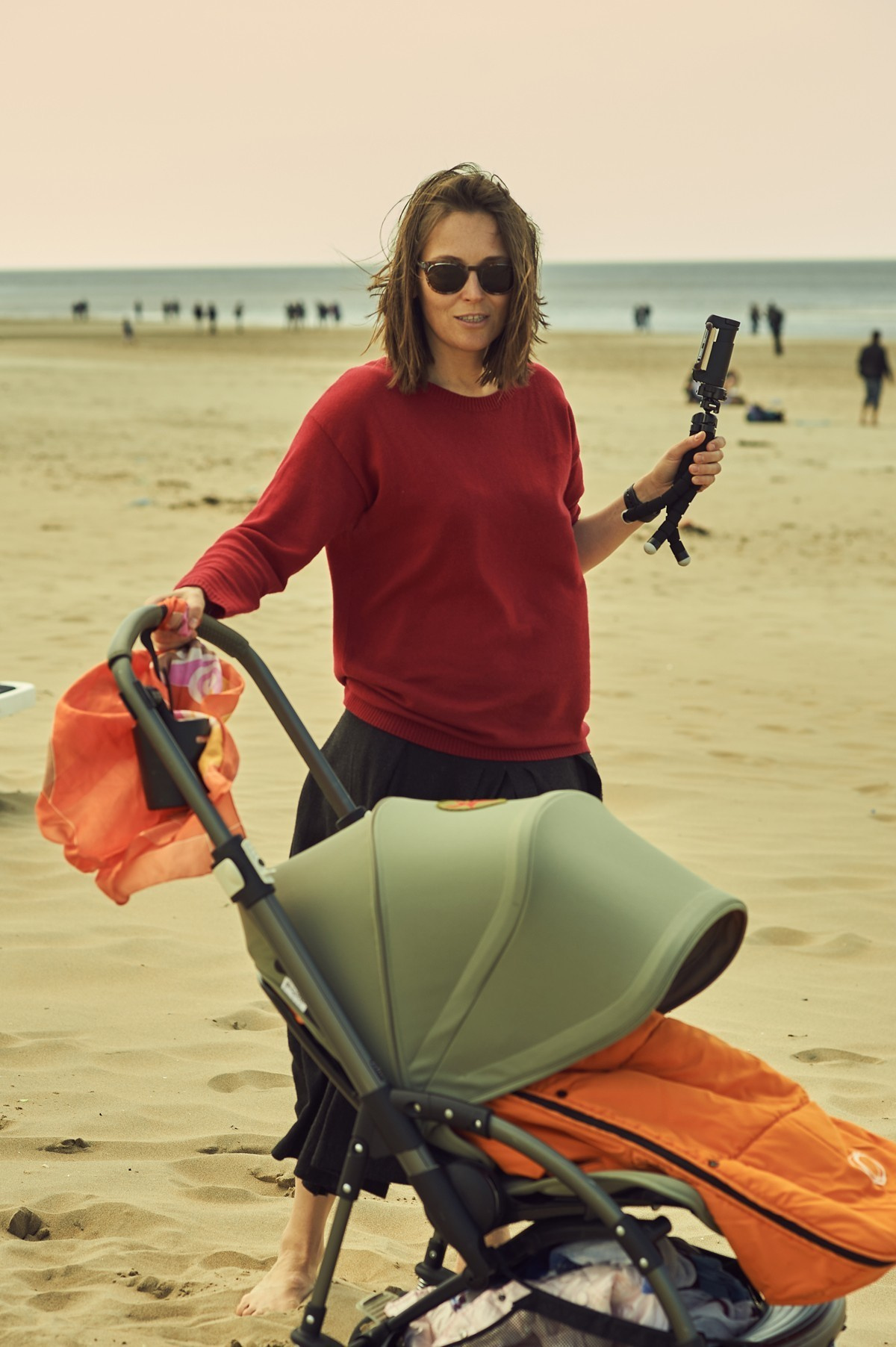 Family photoshoot at the beach. Portrait and Wedding Photographer Brussels & Amsterdam