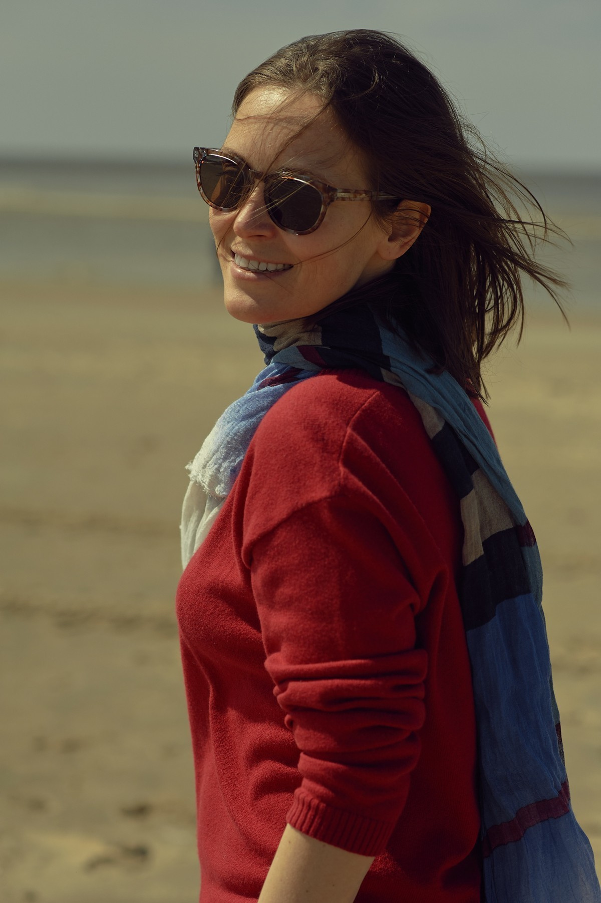 Family photoshoot at the beach. Portrait and Wedding Photographer Brussels & Amsterdam