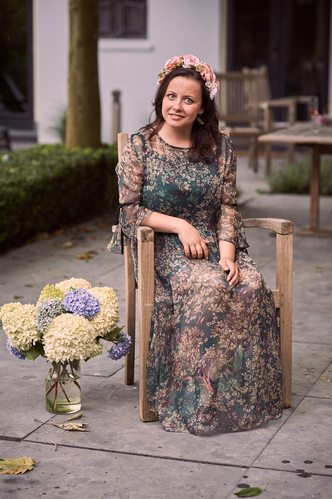 Boho party photo session. Portrait and Wedding Photographer Brussels & Amsterdam