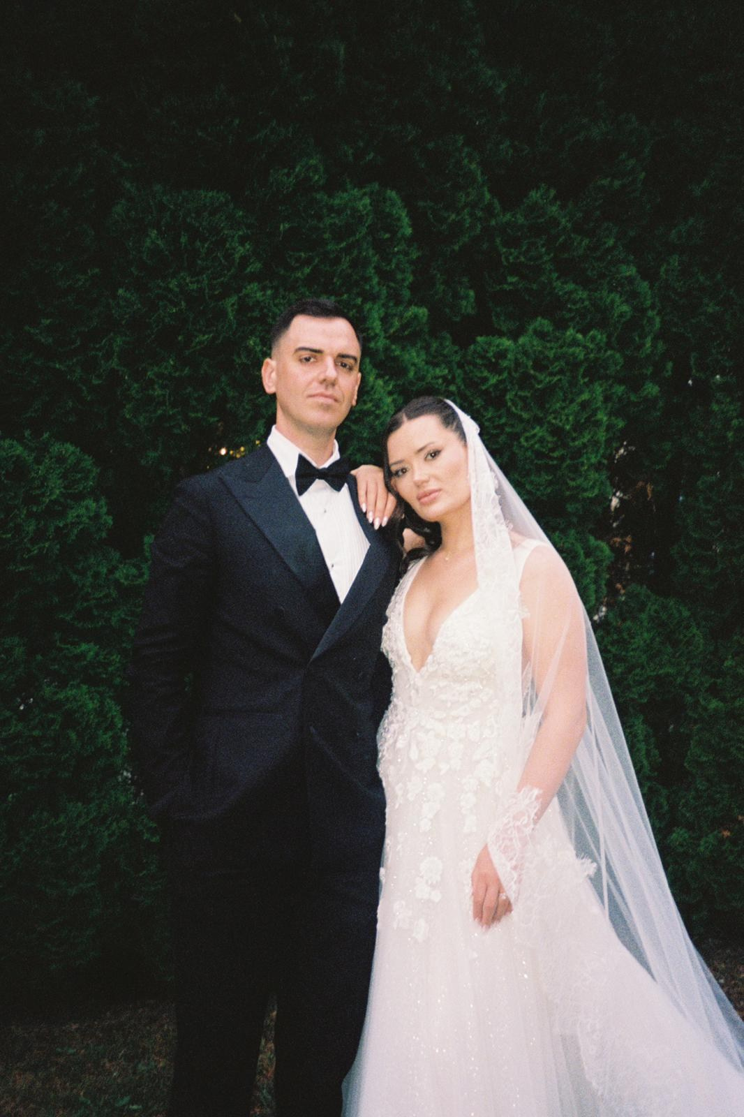 Sara Luca | Digital+Film wedding Photographer | Italy and Europe