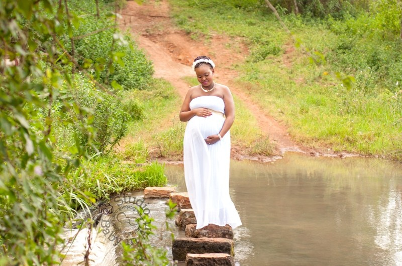 Hot maternity shoots in Nairobi and Mombasa. Newborn, Baby, Maternity and Family Photographer Nairobi Mombasa Kenya