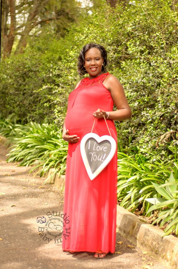 Hot maternity shoots in Nairobi and Mombasa. Newborn, Baby, Maternity and Family Photographer Nairobi Mombasa Kenya