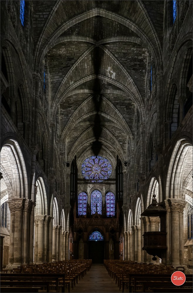 Église Collégiale Notre-Dame-en-Vaux  🇫🇷  Châlons-en-Champagne. Photographe à Strasbourg | Portraits, Studio, Enfants, Événements