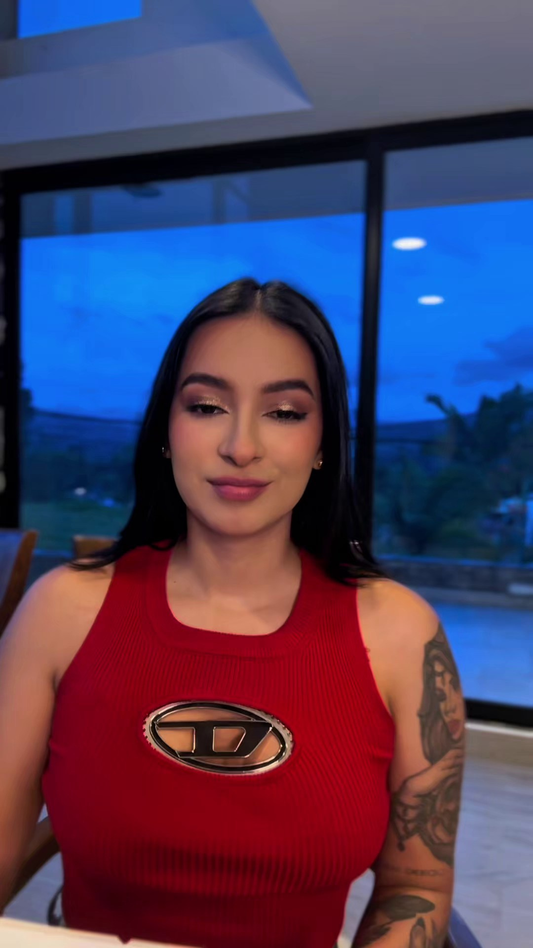 CONOCE LOS 5 EMBAJADORES. Lucyfera Studio