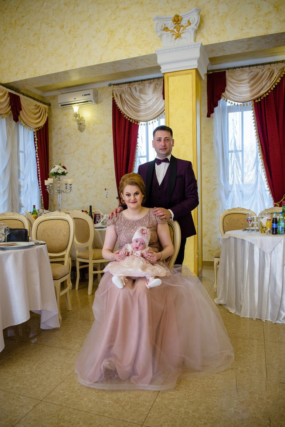 Familie – Amintiri de neuitat. Fotograf de nuntă, corporate, botezuri, majorate și aniversări Roman, Lucaci Cornel