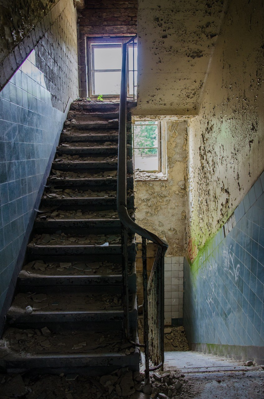 Aesthetic of Chaos. Katerina Kiper Photography