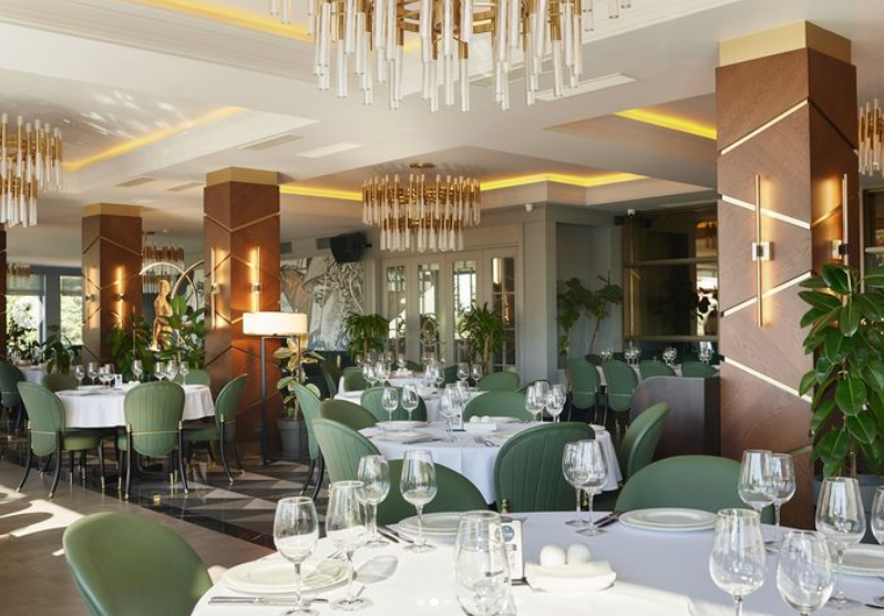 Senate Restaurant & Lounge. Главная