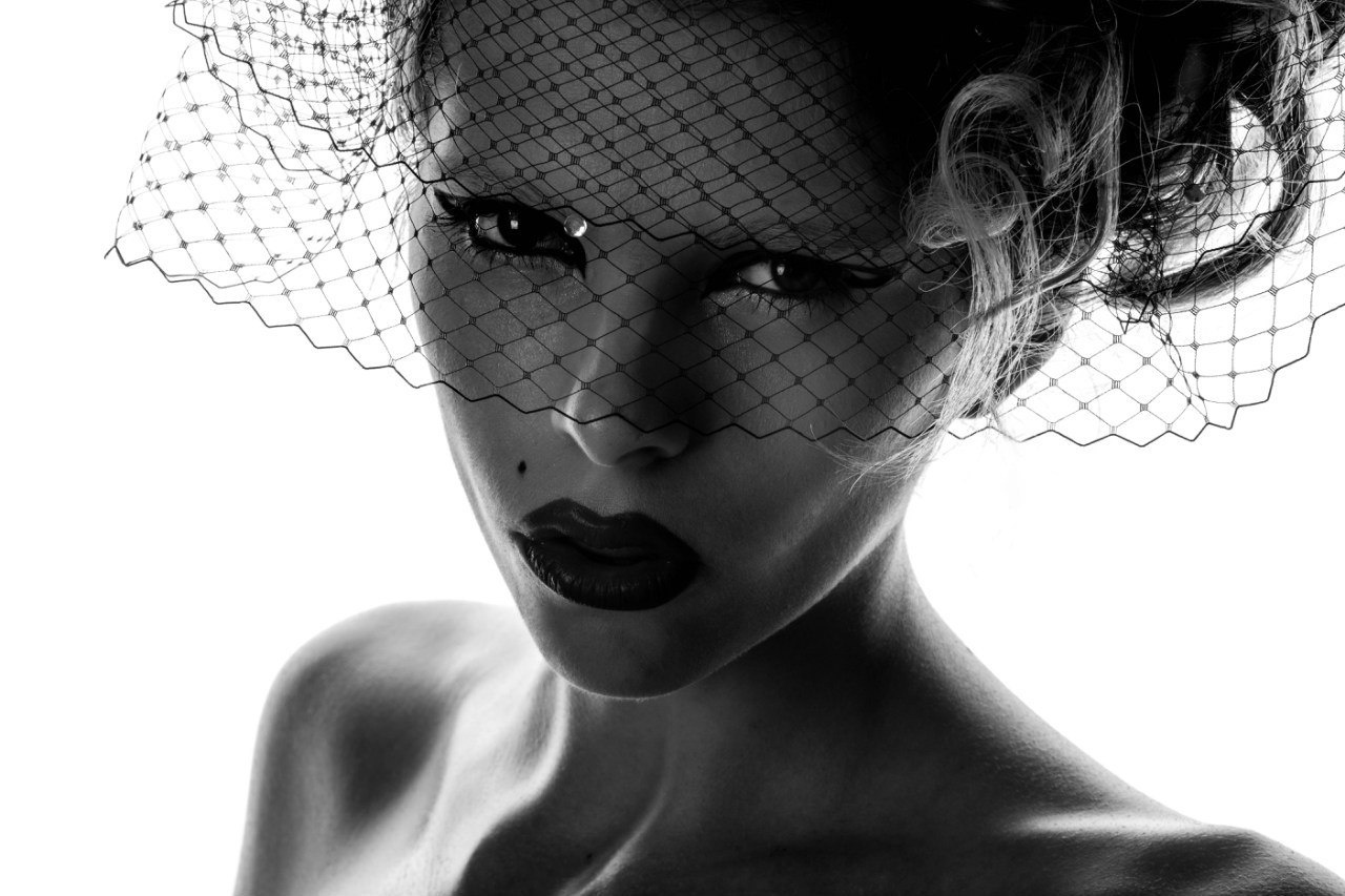 Обнаженная съемка в студии. Фотограф в Каппадокии / Julia Ganch