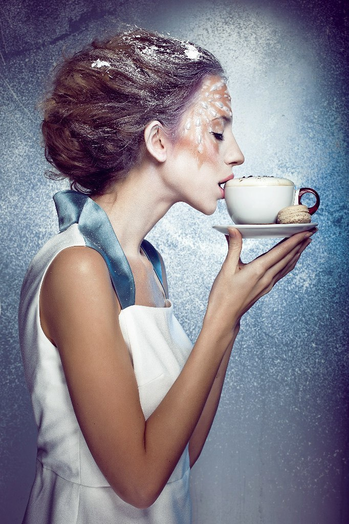 Fashion cake. Julia Ganch I Fashion Wedding Photography I Cappadocia Turkey