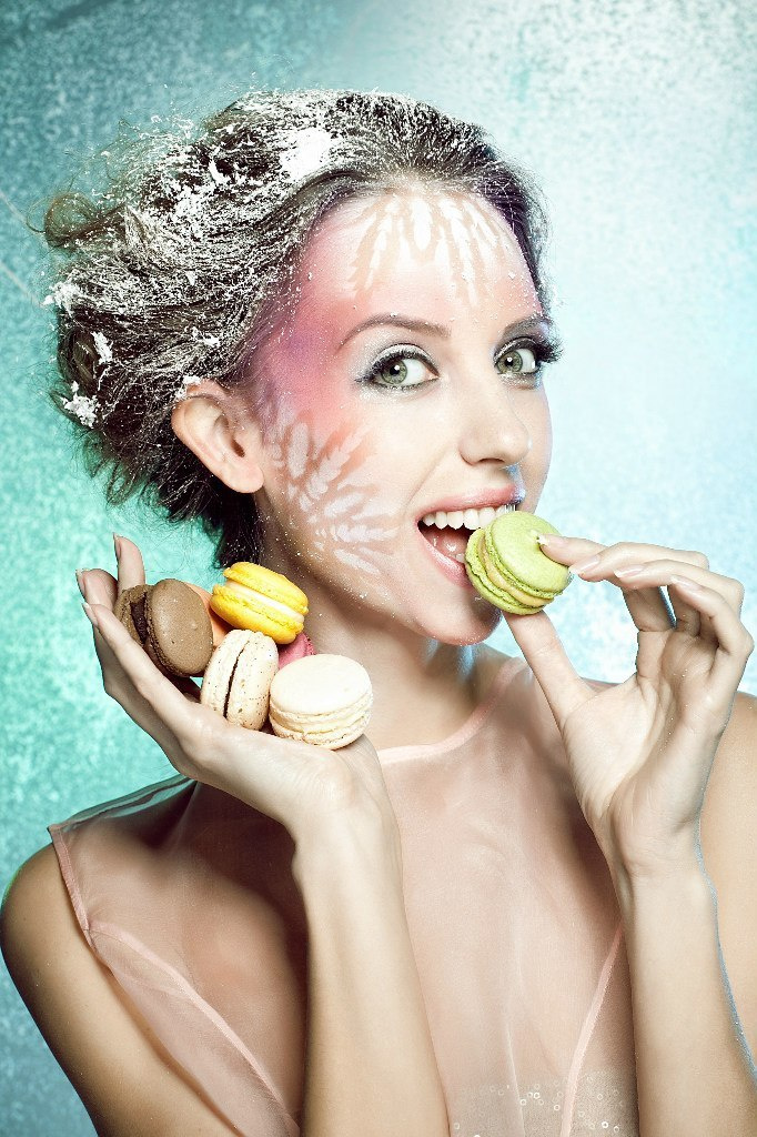 Fashion cake. Julia Ganch I Fashion Wedding Photography I Cappadocia Turkey