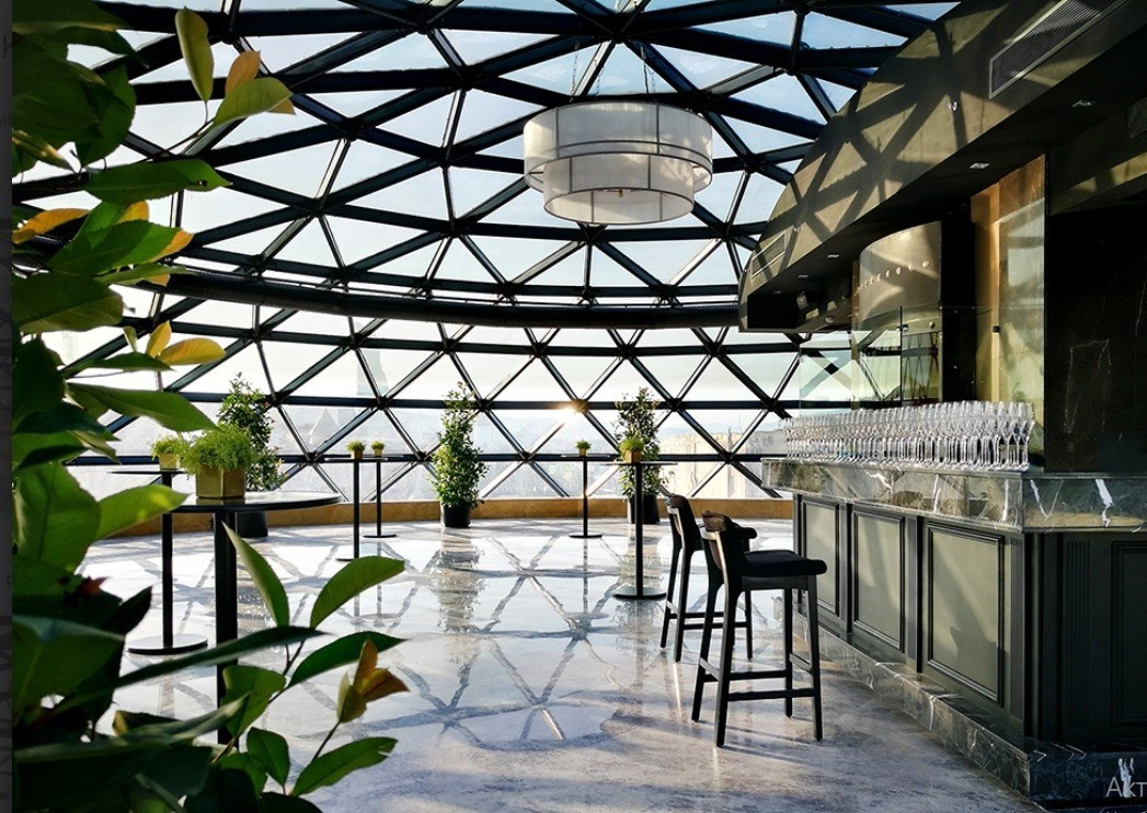 7th Sky Wyndham. Главная