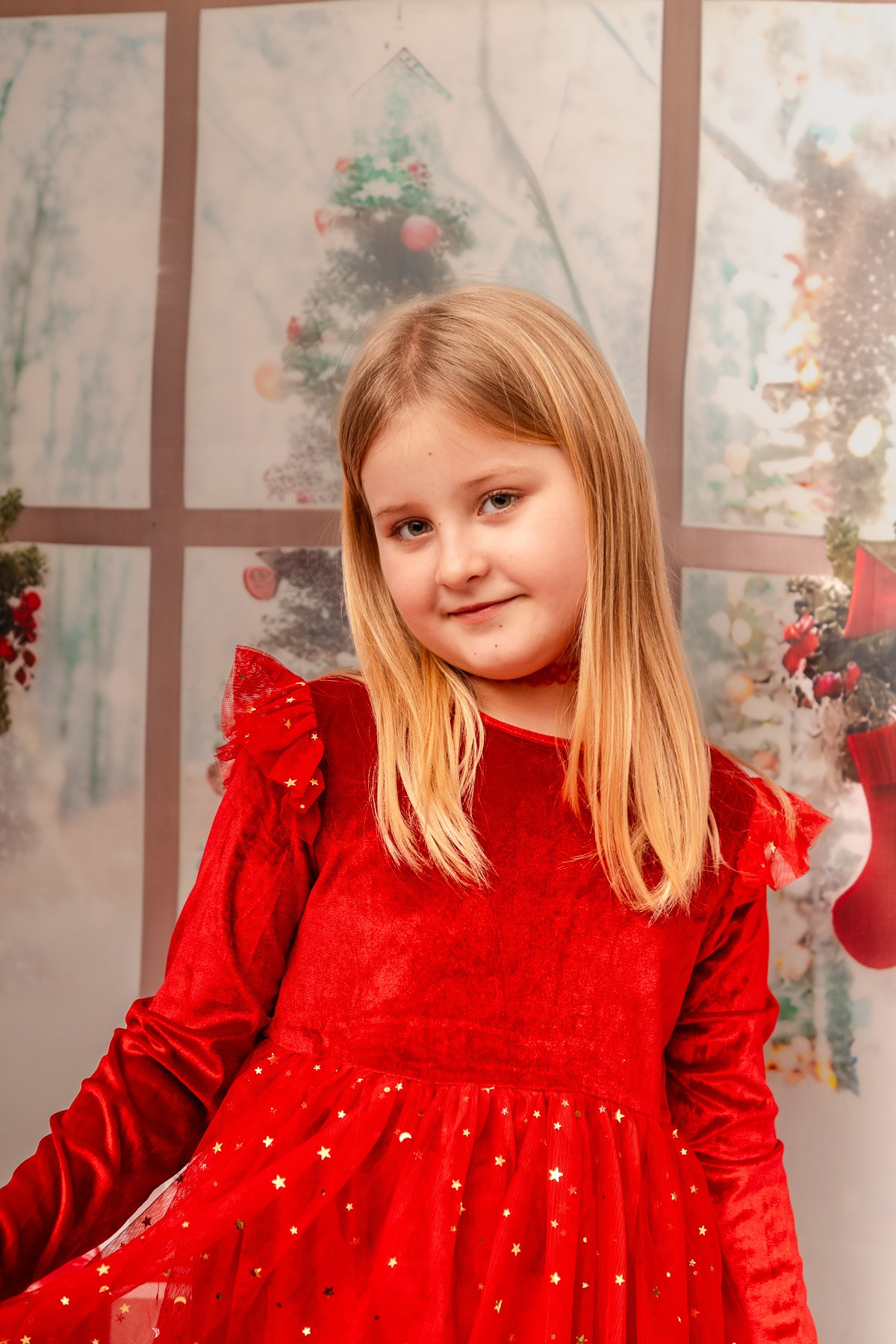 Christmas Photoshoot. Hand for photos